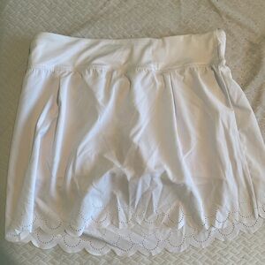 White Scalloped Tennis Skirt - Kyodan